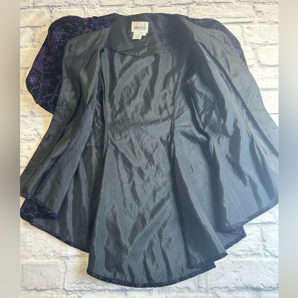 NWT Vintage Leslie Fay Peplum Blouse w/ Black & Purple Burn Out Print. Size 8. - Picture 2 of 9